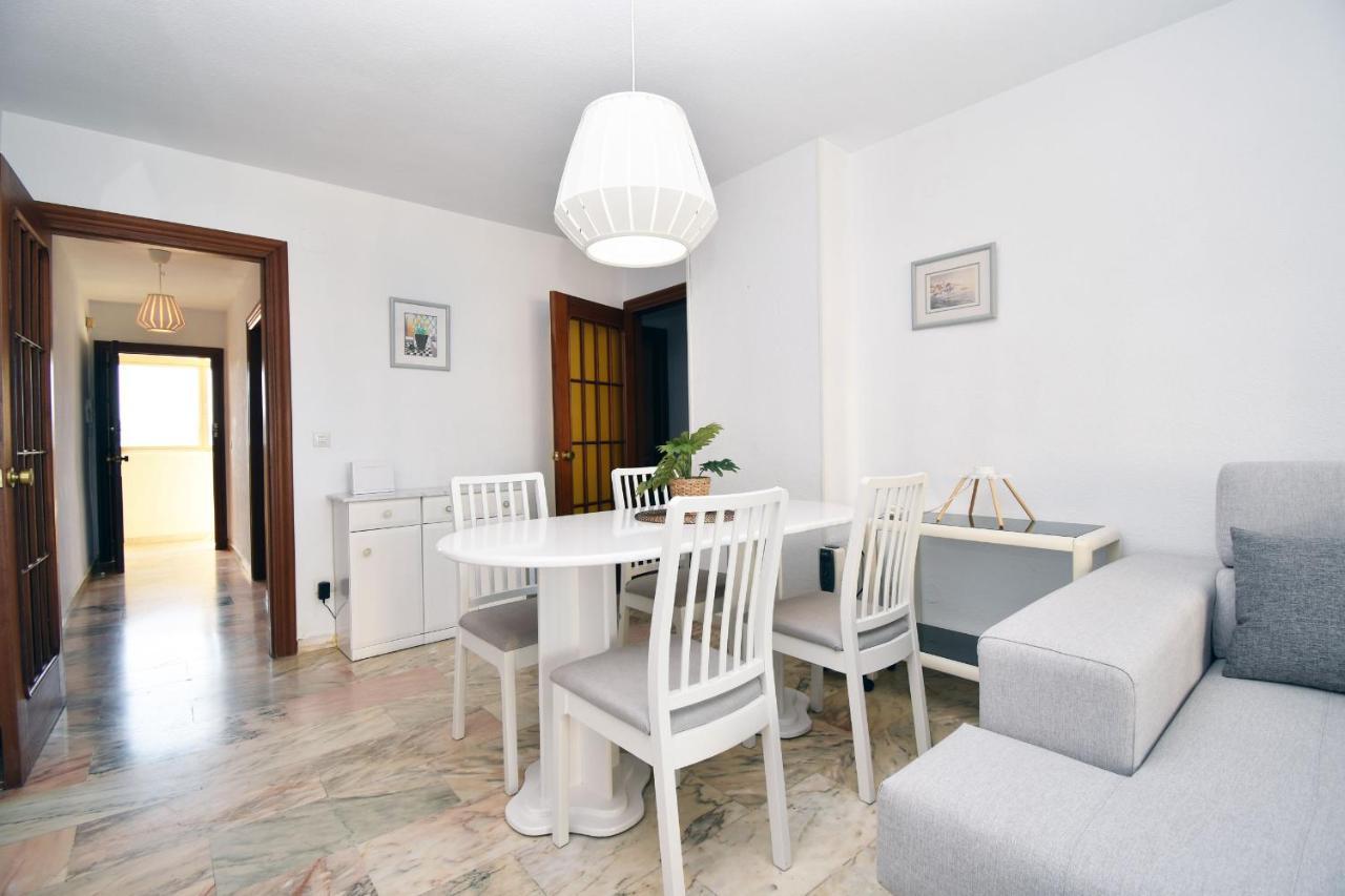 פואנגירולה Apartamento Vistas Al Mar Y Piscina מראה חיצוני תמונה