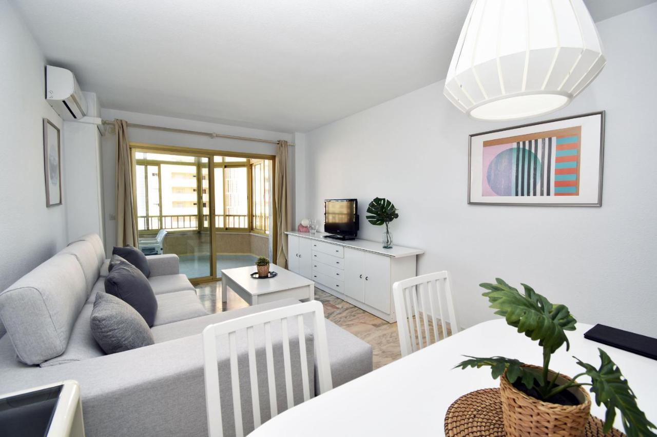 פואנגירולה Apartamento Vistas Al Mar Y Piscina מראה חיצוני תמונה